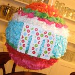 Party DiY: Homemade Pinata Image