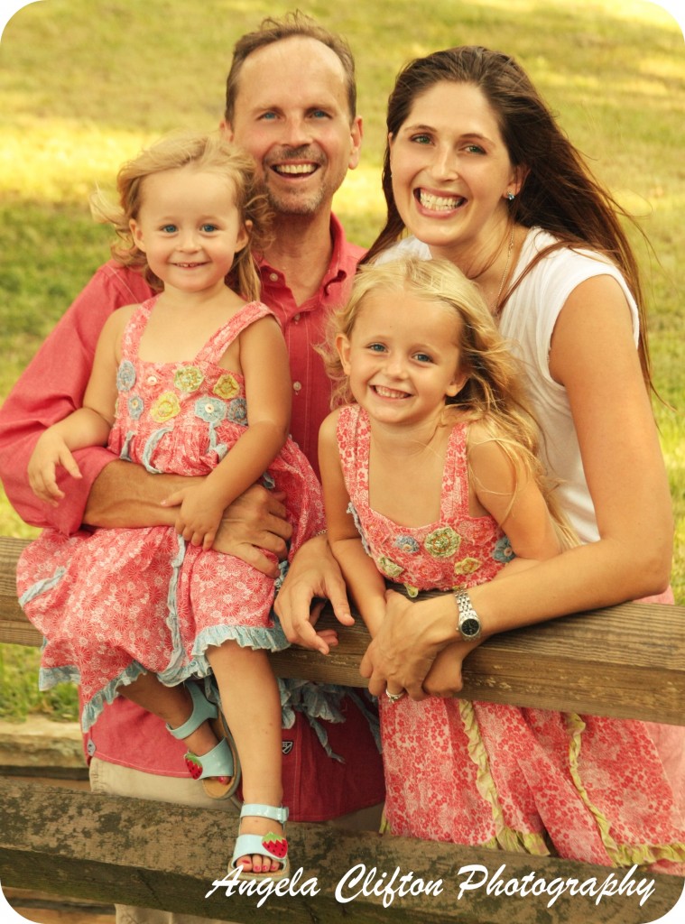 FamilyPhoto-fence