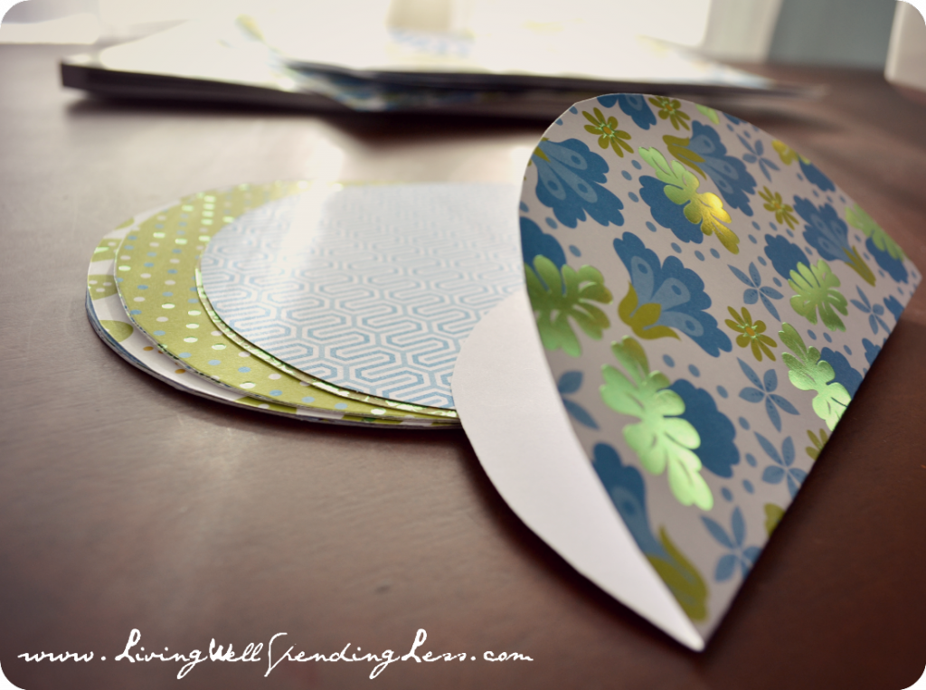 how to make a paper garland how to make a paper garland