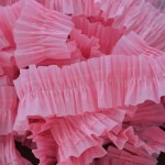 Party DiY: Ruffled Crepe Paper Streamers Image