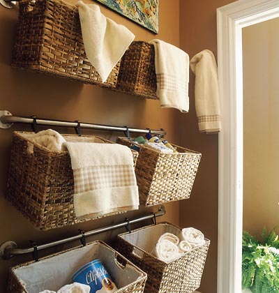 How to Organize Towels and Other Large Bathroom Items How to Organize Towels and Other Large Bathroom Items