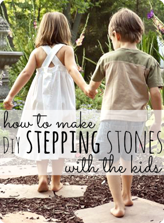 How to make Di Y stepping stones with the kids. Step by step instructions for creating your own stepping stones. Makes a great gift or summertime project
