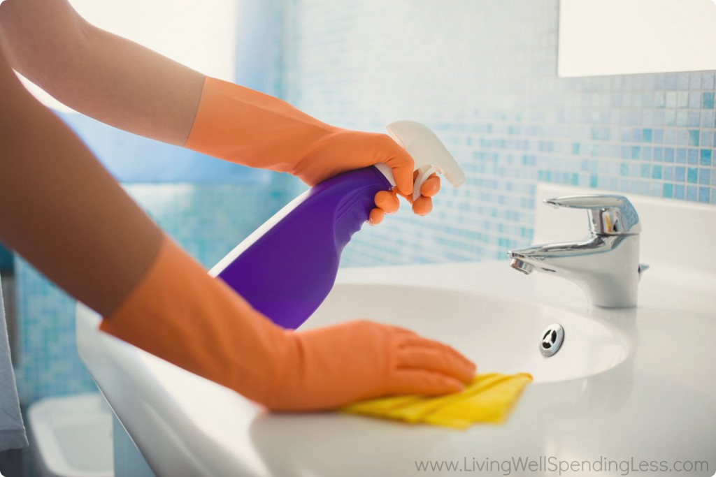 Leave your sink spotless with wiping it down everyday.