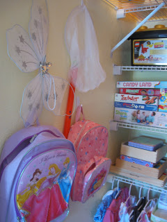 Ensure all your kids' belongings, books, games and more have a place to reduce chaos. 