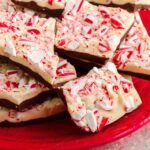 Looking for a sweet holiday treat to give that won't take all day? This homemade peppermint bark is easy to make and the perfect holiday gift!