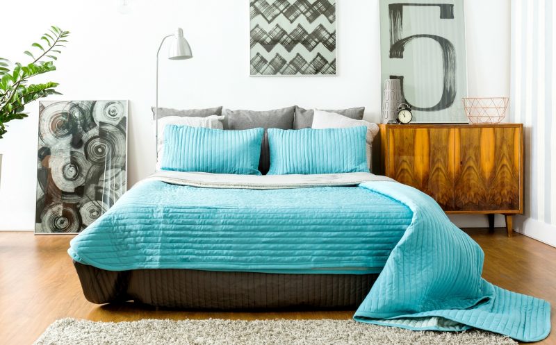 Why I Make My Bed: 10 Reasons I Keep My House Clean