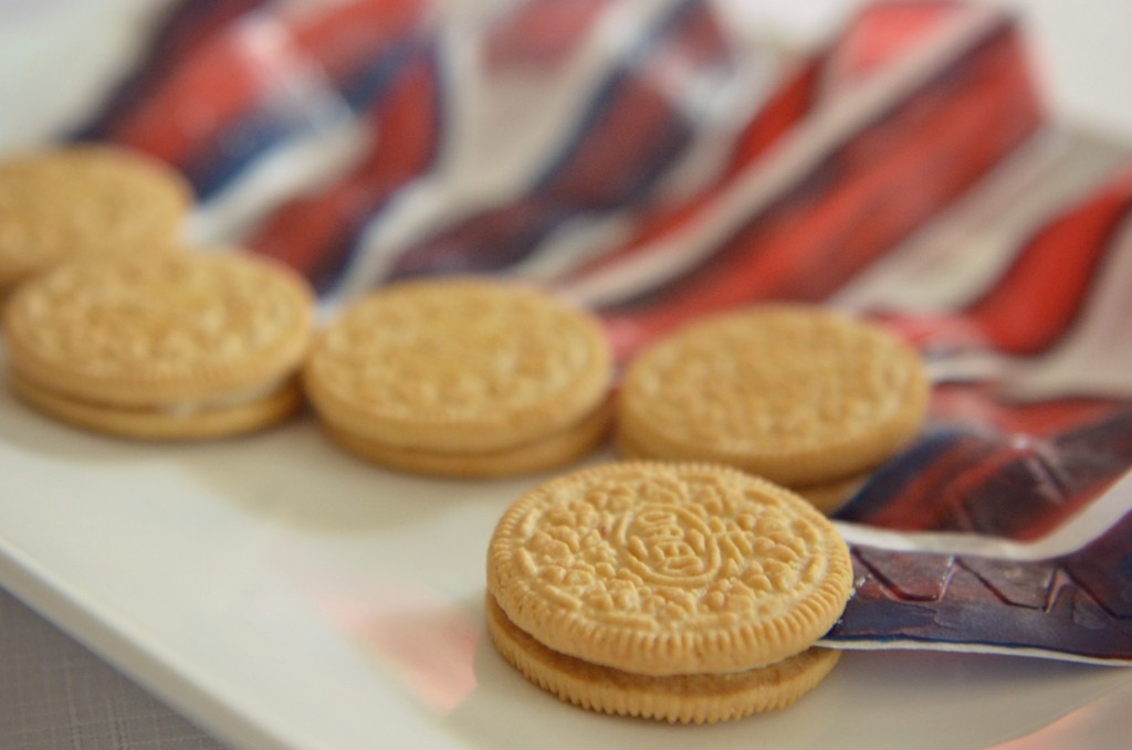 These Olympic inspired "gold medals" using Golden Oreos and Fruit By The Foot are so cute. 