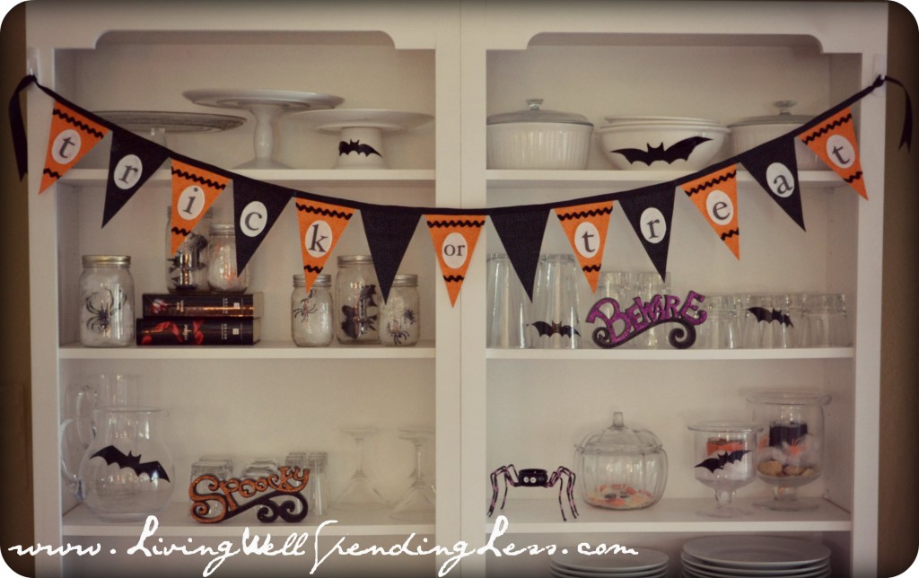 DIY “Trick-or-Treat” Halloween Bunting