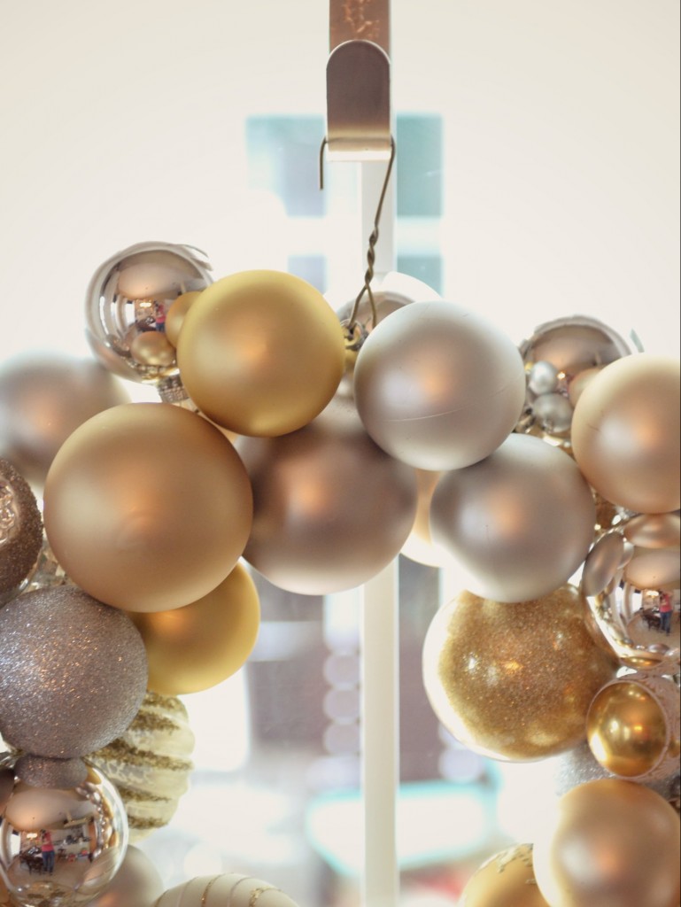 DIY Ornament Wreath How to Make an Ornament Wreath