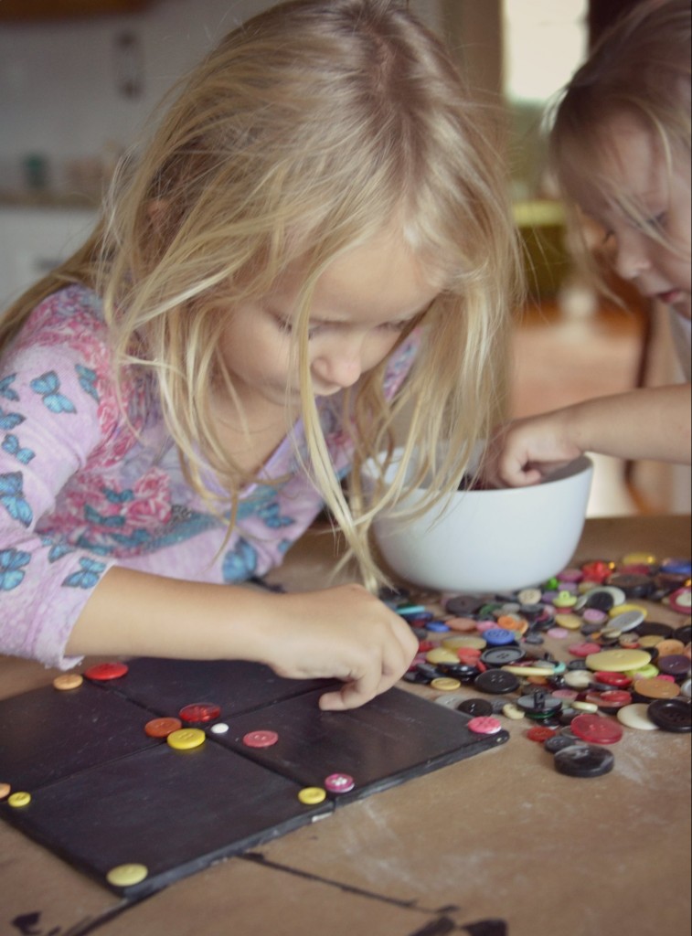 DIY Chalkboard Coaster Set | Have the kids pick out medium sized buttons for the corners of the coasters. Keep an eye on them for safety!