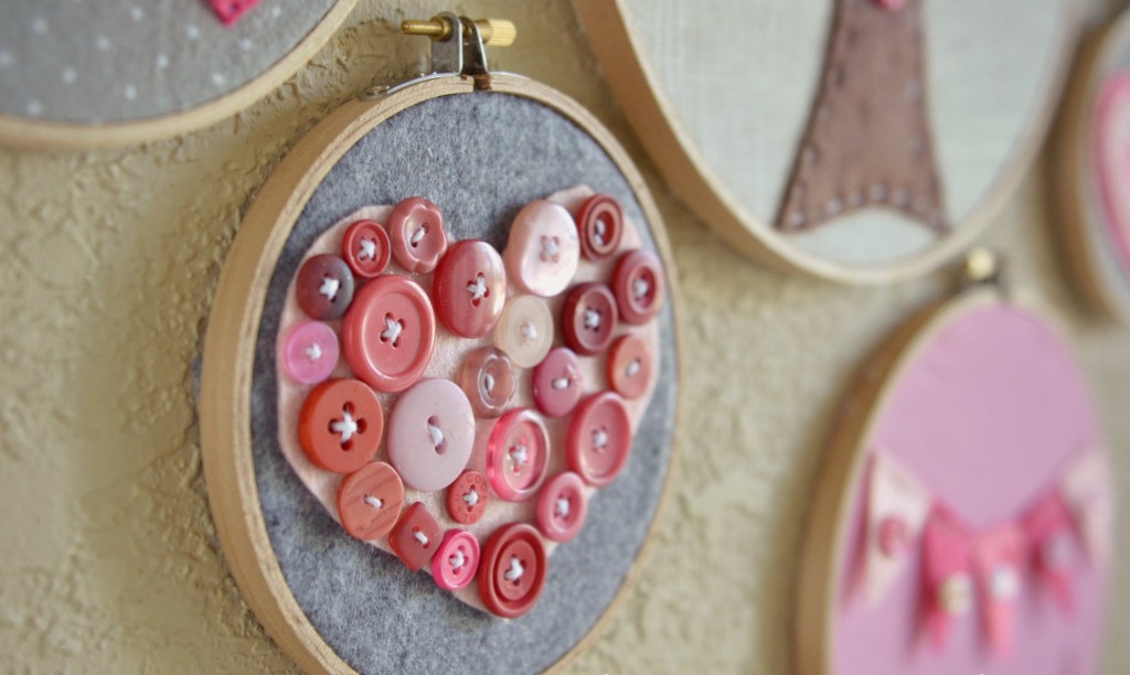Valentine’s Day Wall Hanging Crafts 