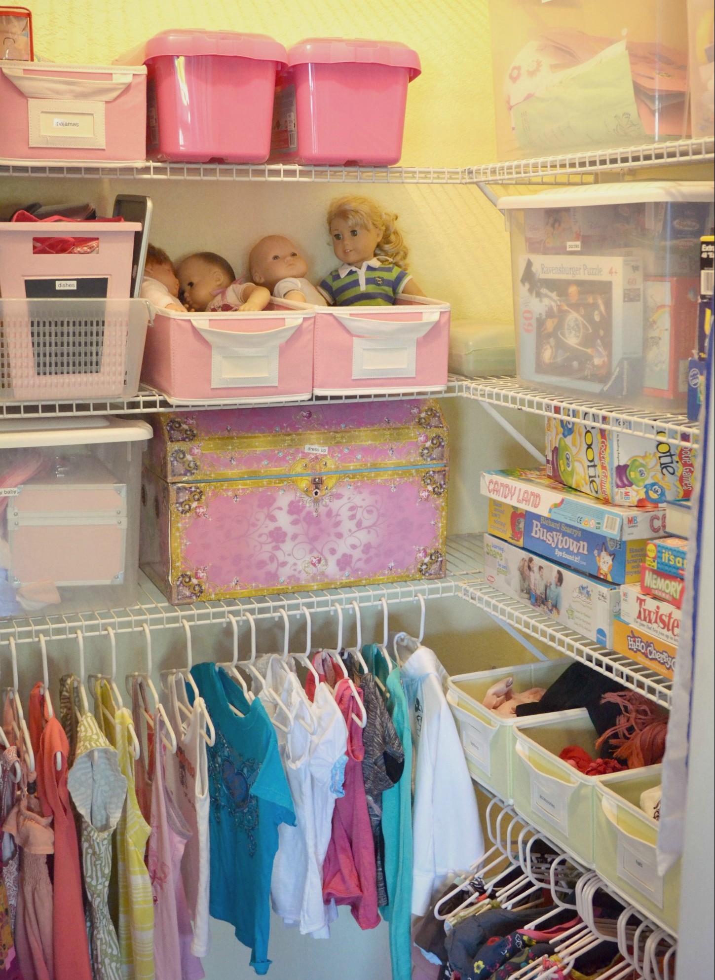 Organized kids closet {from How I get my kids to clean their room via ...