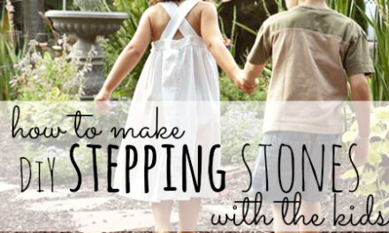 How to Make DiY Stepping Stones With The Kids