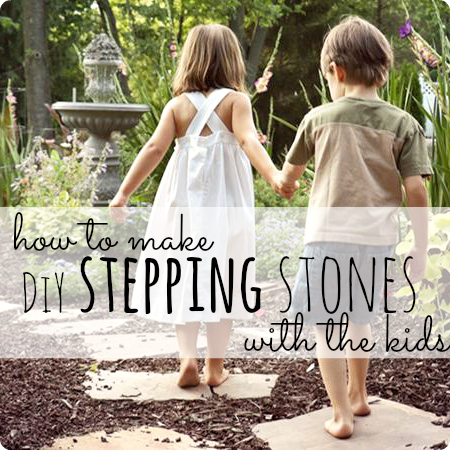 How to Make DiY Stepping Stones With The Kids