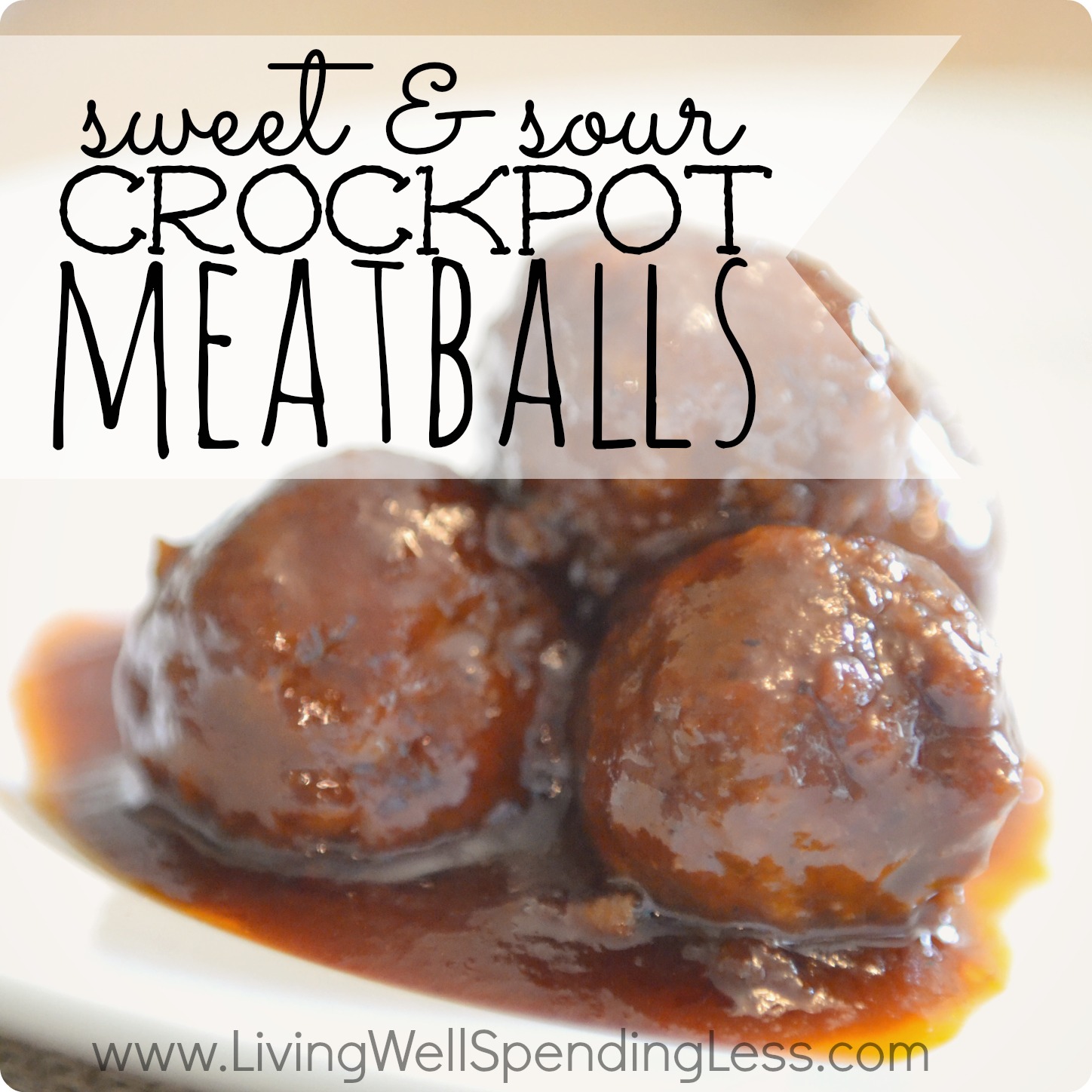 Sweet & Sour Crockpot Meatballs. (aka Grape Jelly Meatballs!) Just 5