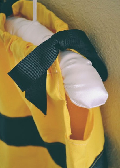 Adorable DIY Bumblebee Costume 