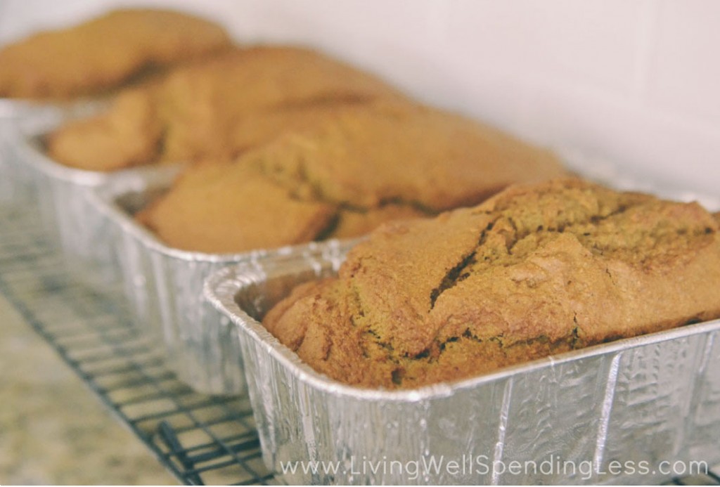 Let baked pumpkin bread loafs cool on rack. 