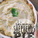 Looking for a new healthy dinner recipe the entire family will enjoy? This skinny shepherd's pie is easy, filling and delicious!