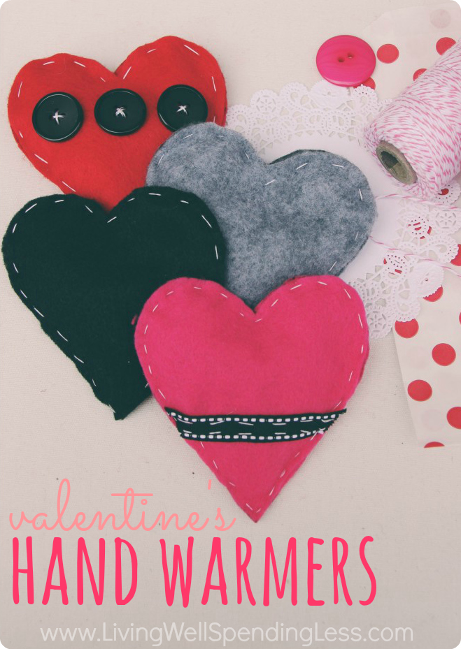 Valentine’s Hand Warmers | DIY Pocket Hand Warmers | Holiday Gift Ideas | Holiday Crafts