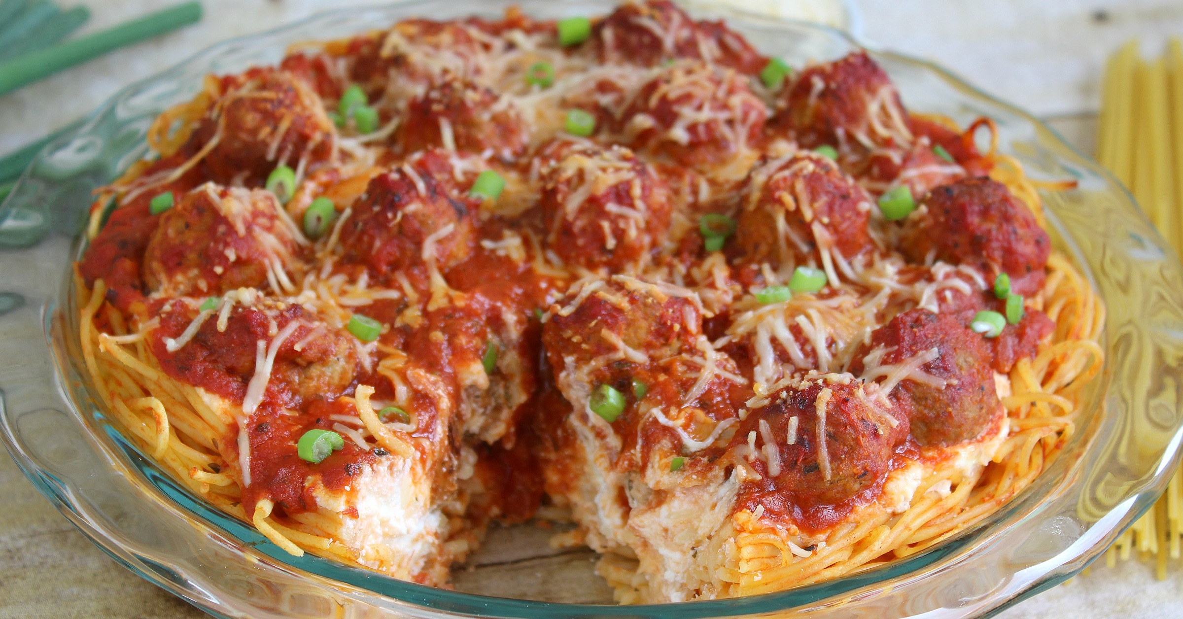 Easy Spaghetti & Meatball Pie