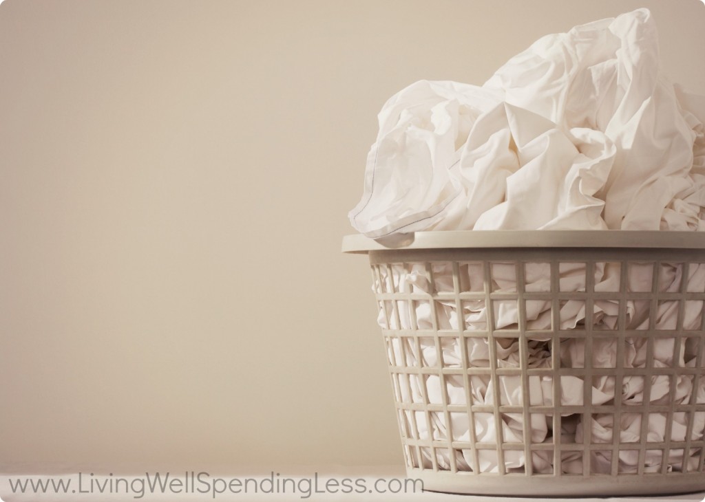 Washing whites can be intimidating! Avoid discoloring and staining your whites with these basic laundry tips.