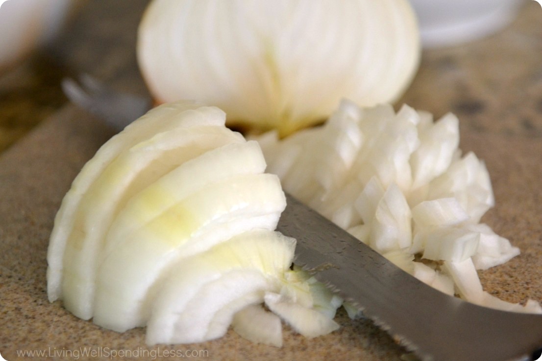 Dice the onion into small pieces for the marinade. 