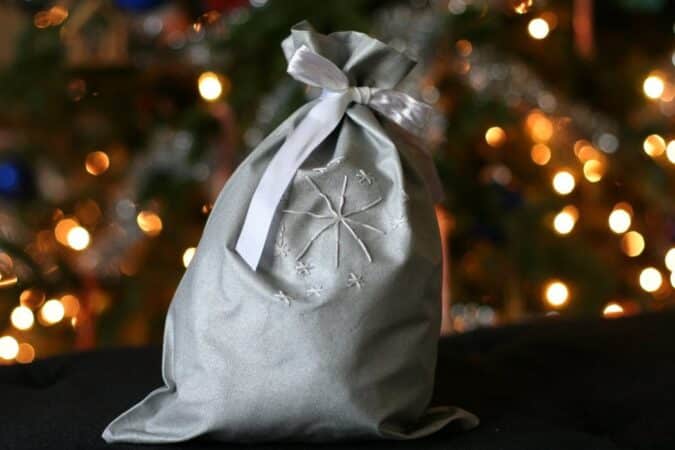 Make your own fabric gift bag from The Frugal Girl Blog.