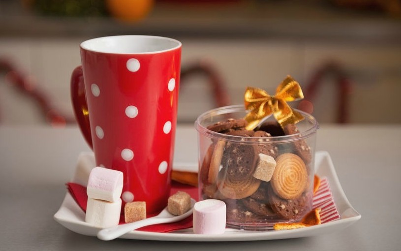 Handmade sweet treats and coffee mugs make for great stocking stuffers. 