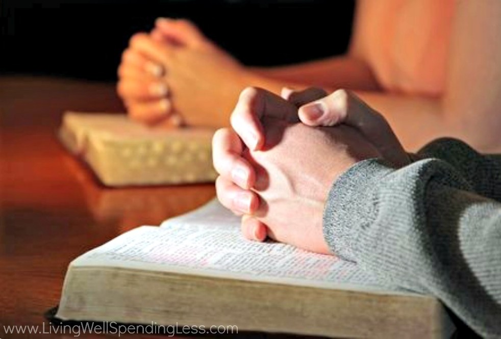 5 Ways To Comfort Someone Who Is Grieving Living Well Spending Less