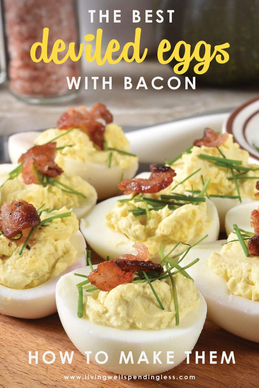 Want to know the secret to making the world's best deviled eggs? Don't miss this super simple, easy-to-follow recipe for perfect deviled eggs with BACON. (Mmmmm.....bacon!)
