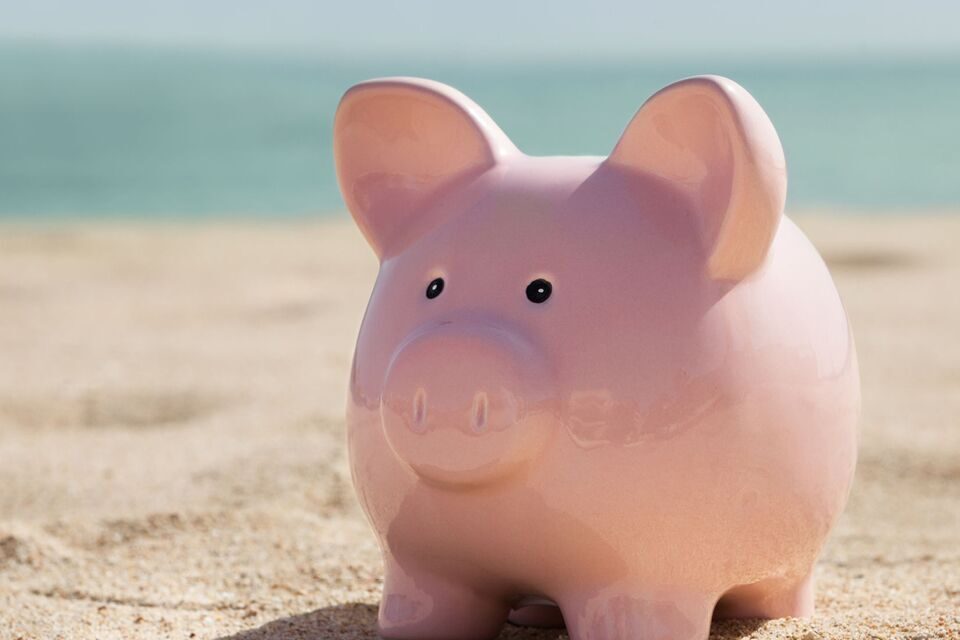 How to Keep Your Summer Spending in Check