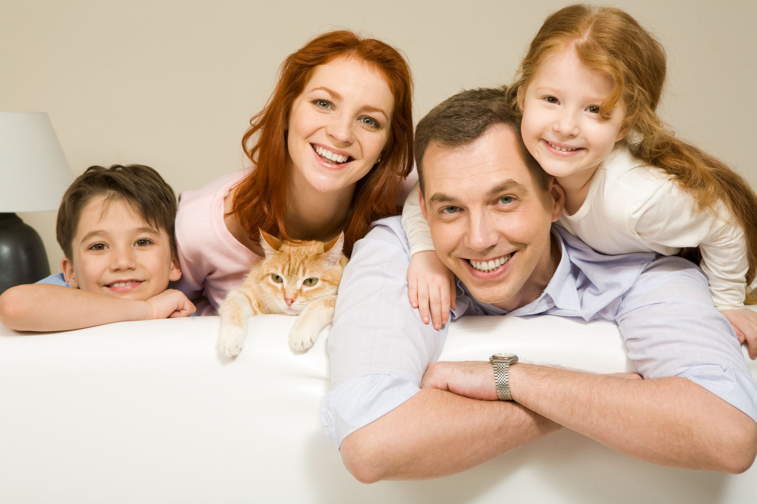 The whole family should maintain a positive attitude during life transitions to help kids cope. 