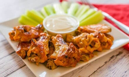 Freezer-to-Crockpot Buffalo Chicken Wings