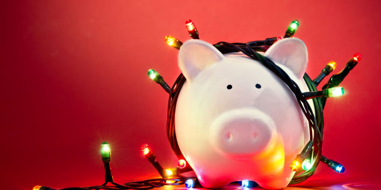 7 Smart Ways to Save on Holiday Parties