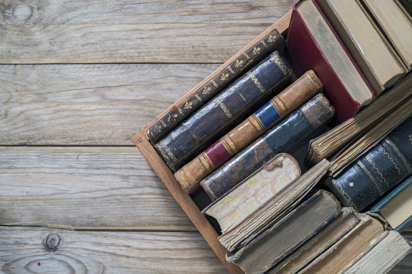 Selling old books is a smart way to make extra cash around Christmas. 