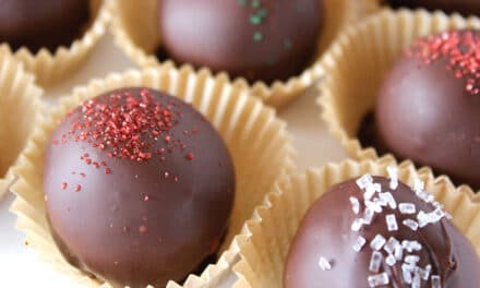 Hot Cocoa Truffles (Just 4 Easy Ingredients!)