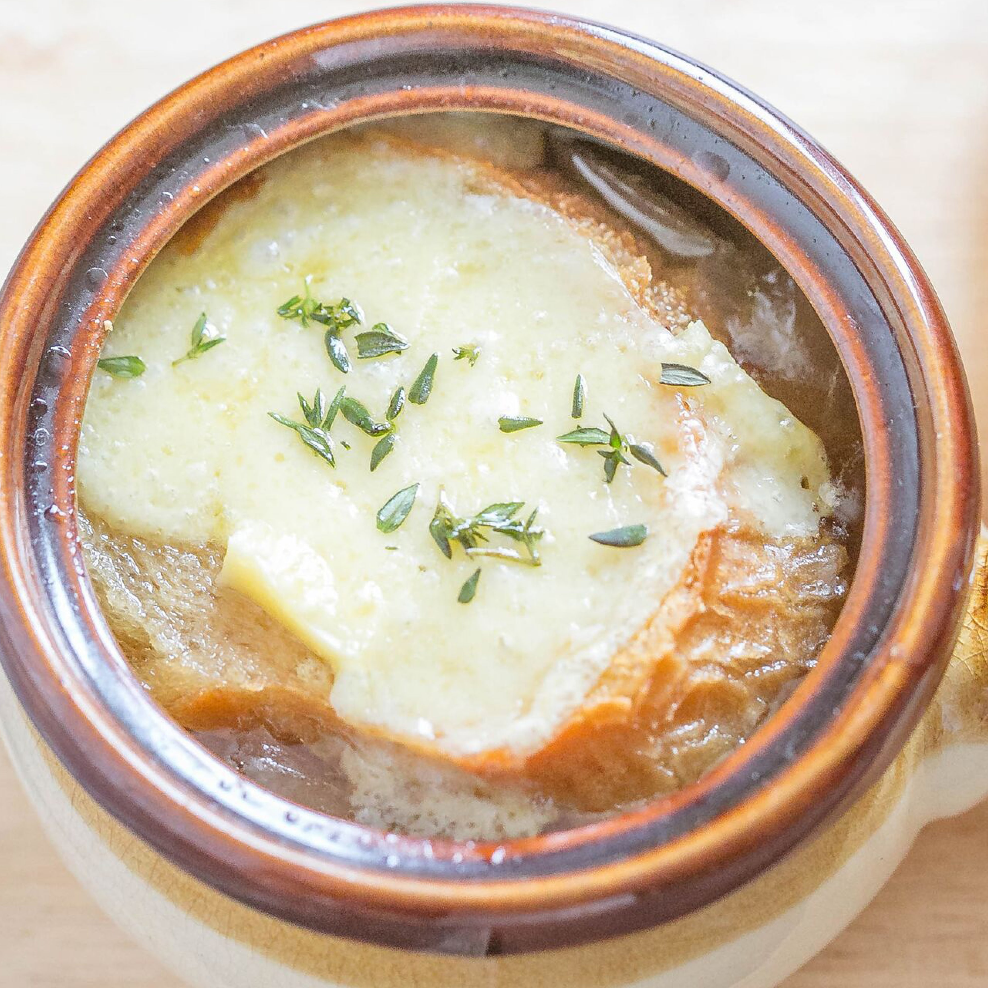 Easy French Onion Soup FreezertoCrockpot Soup Recipe