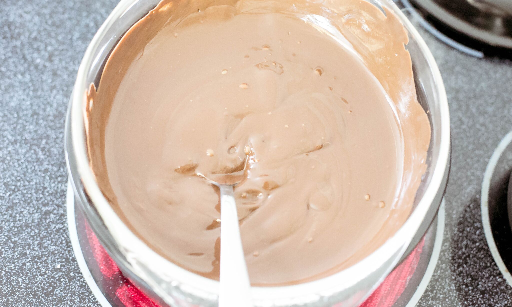 Melt chocolate bark in large bowl. 