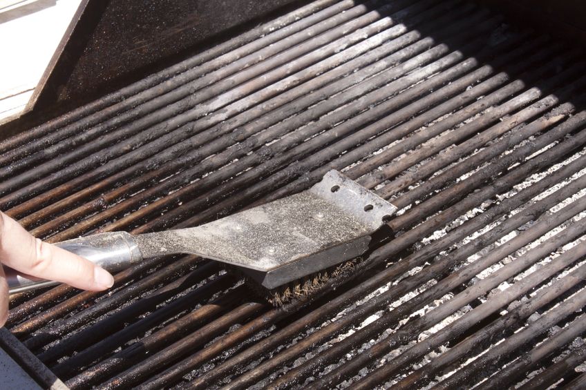 Clean your grill using a special brush. 