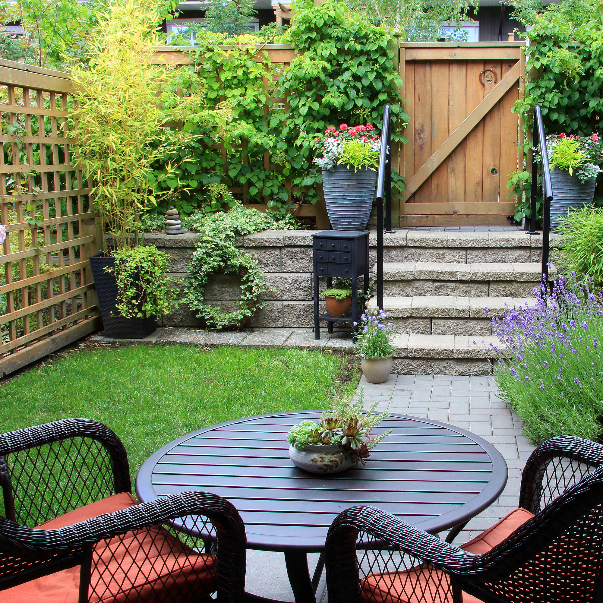Spruce Up Your Yard And Patio Living Well Spending Less Spruce Up Your Yard Patio