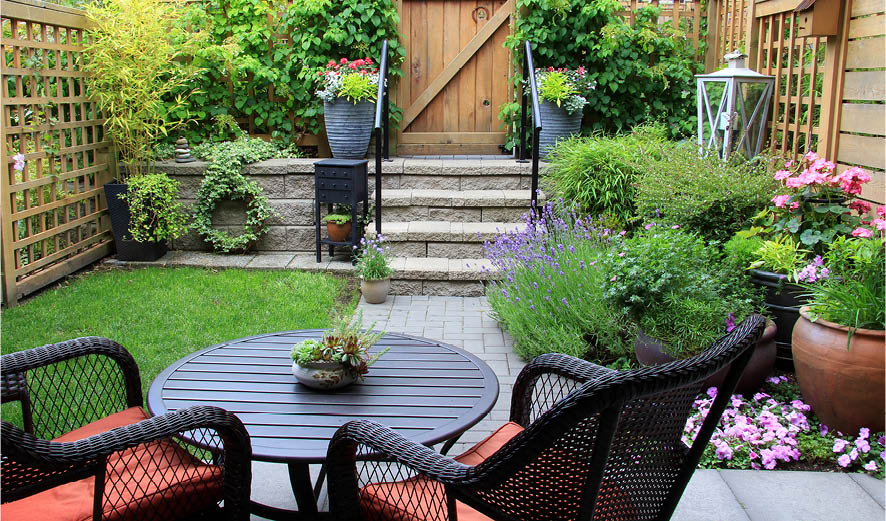 Simple Ways to Spruce Up Your Yard and Patio (Without Spending a Fortune)
