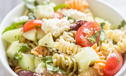 Simple Greek Pasta Salad