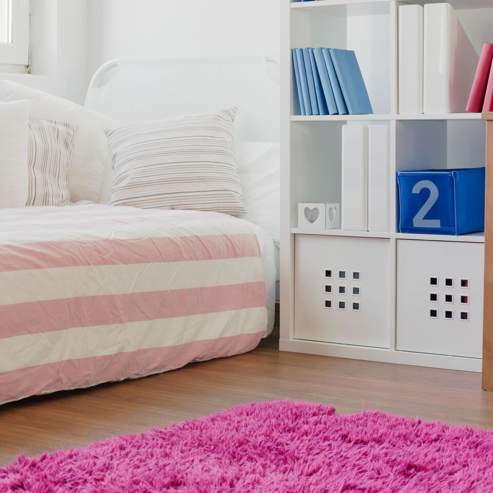 organizing child's room on a budget