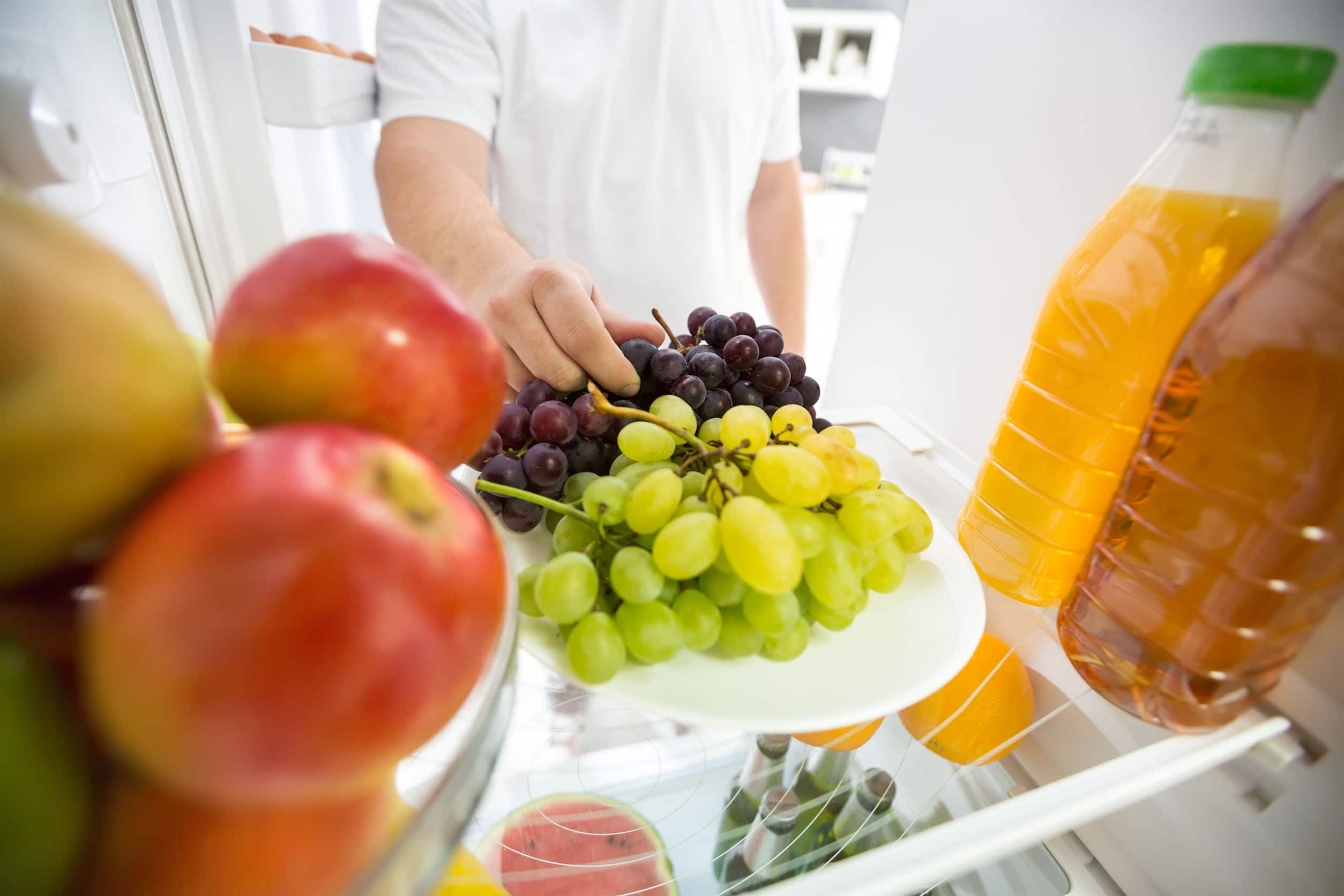 Fresh fruits like apples and grapes make for perfect snack-ready treats