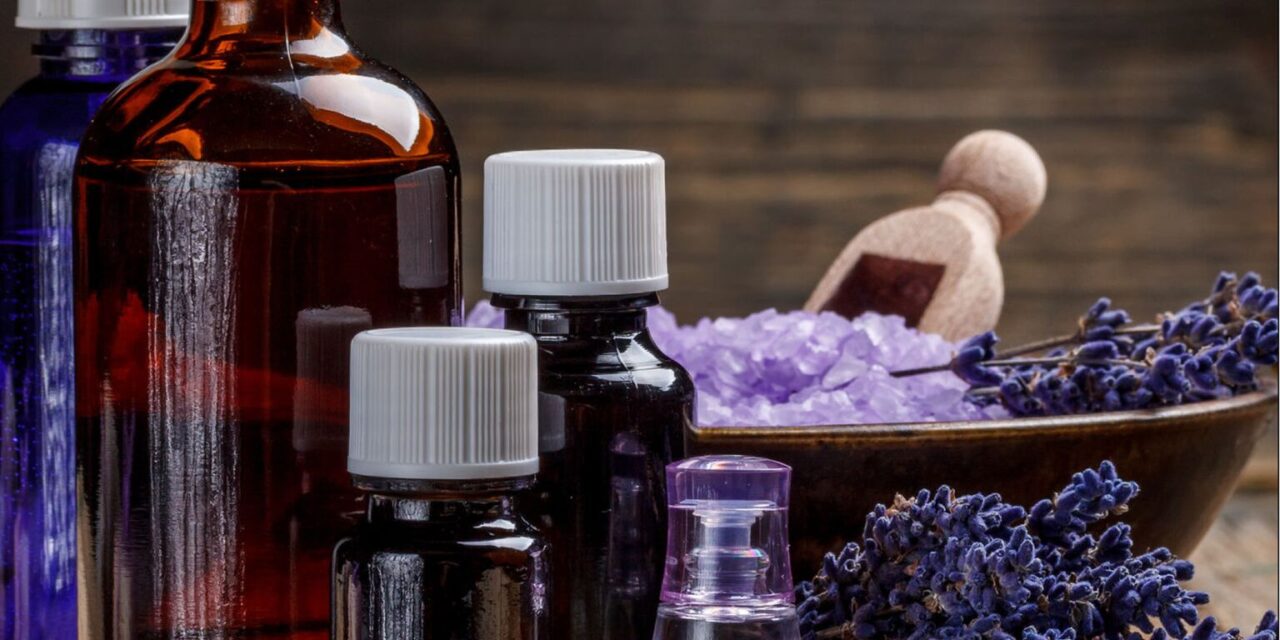 10 Must Have Essential Oils for Your Medicine Cabinet