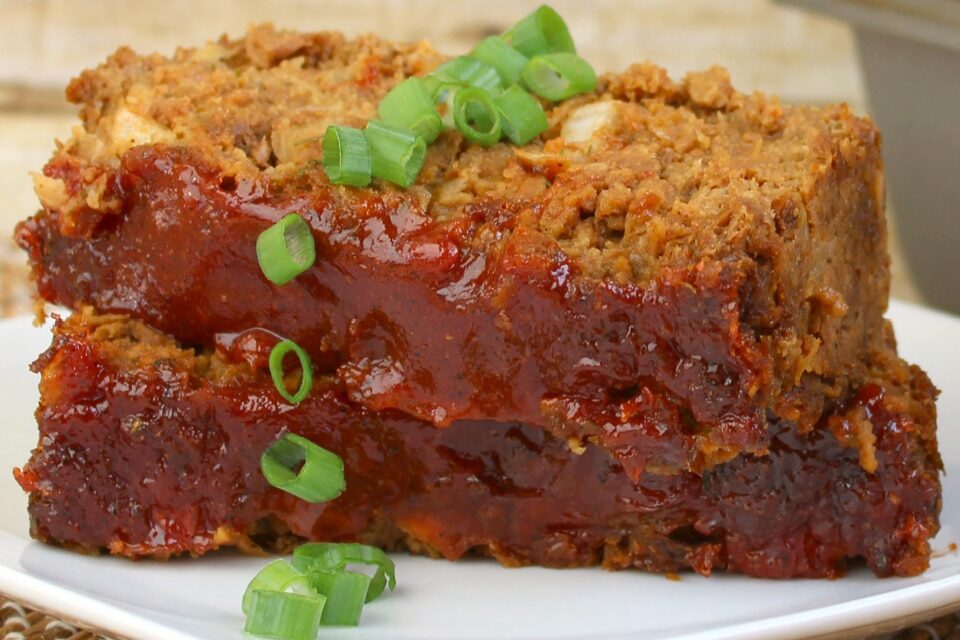 Easy Vegetarian Meatloaf