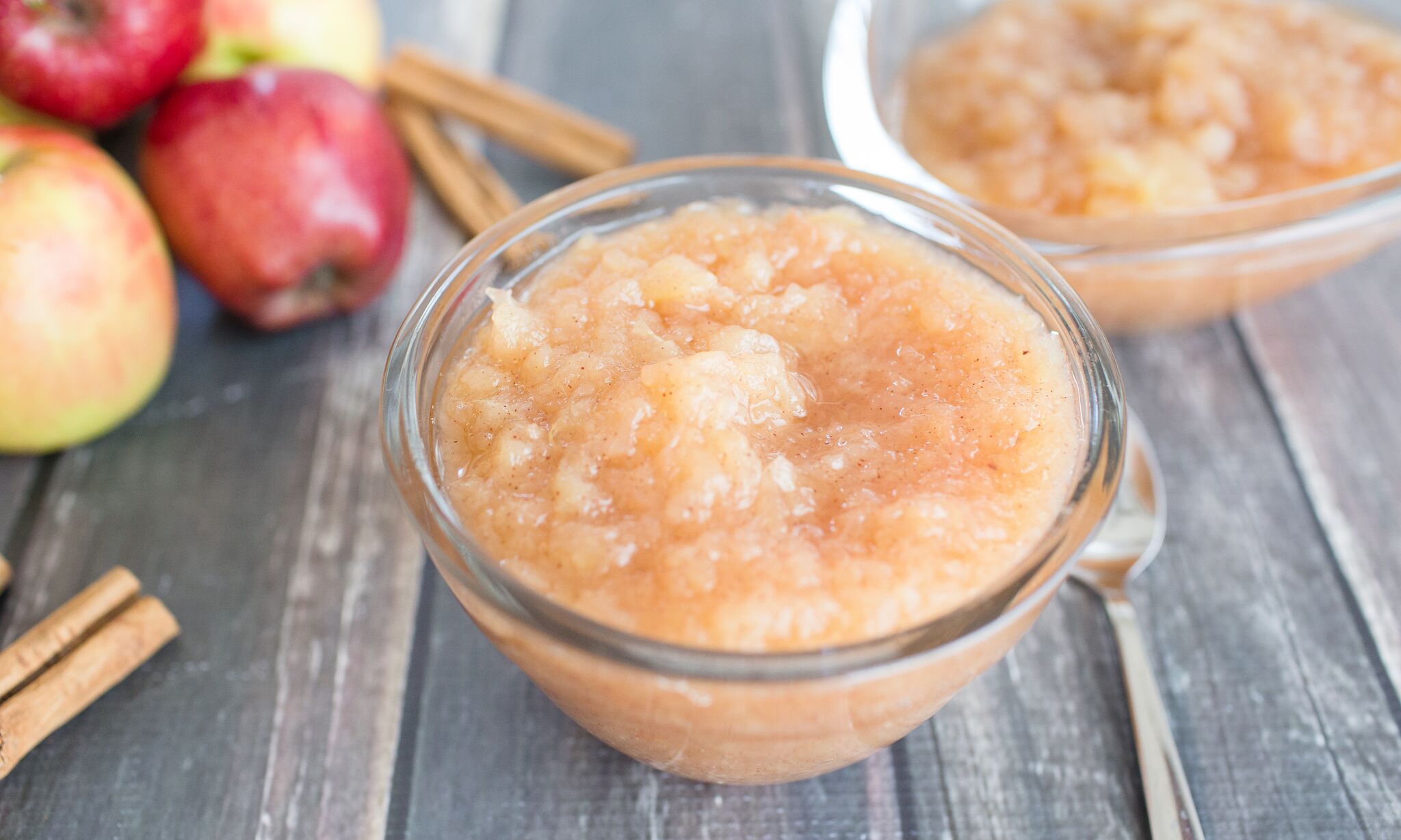 Serve finished apple sauce in a bowl and enjoy. 
