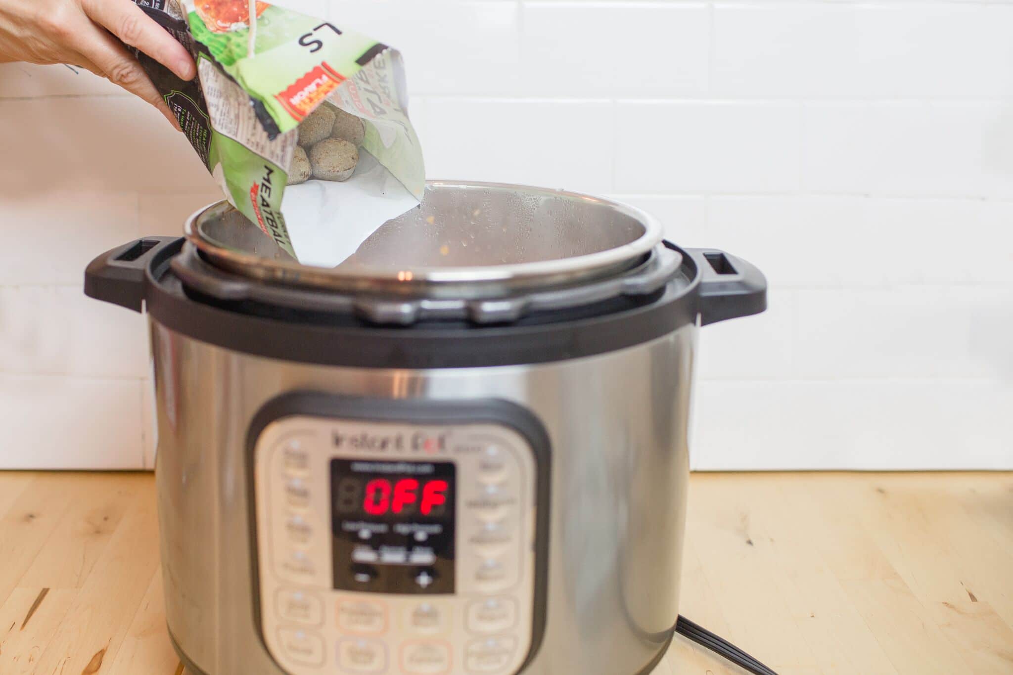 add in meatballs-Looking for a hearty meal that the whole family will love? This Lasagna Soup recipe tastes great, uses simple, easy-to-find ingredients, and can be made in an hour or less! Did we mention it's a perfect recipe for the Instant Pot too? 