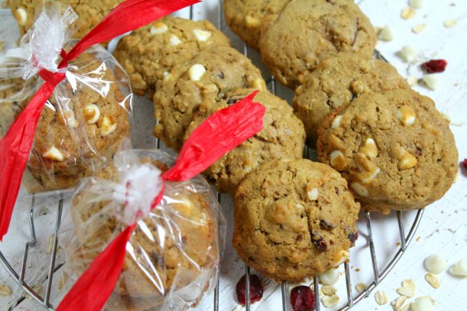 Oatmeal Craisin cookies