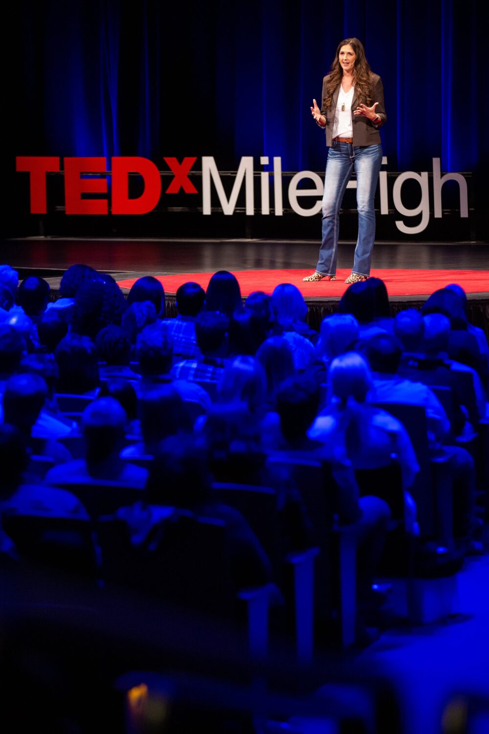 Author of Do It Scared book and a the podcast of the same name, Ruth Soukup breaks down how fear might be holding you back and how to take charge of it and make your fear work for you! #doitscared #tedxmilehigh